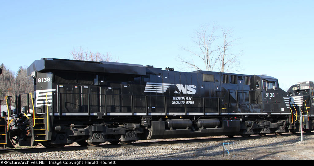 NS 8138